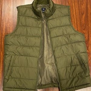 Gap Puffy Vest
